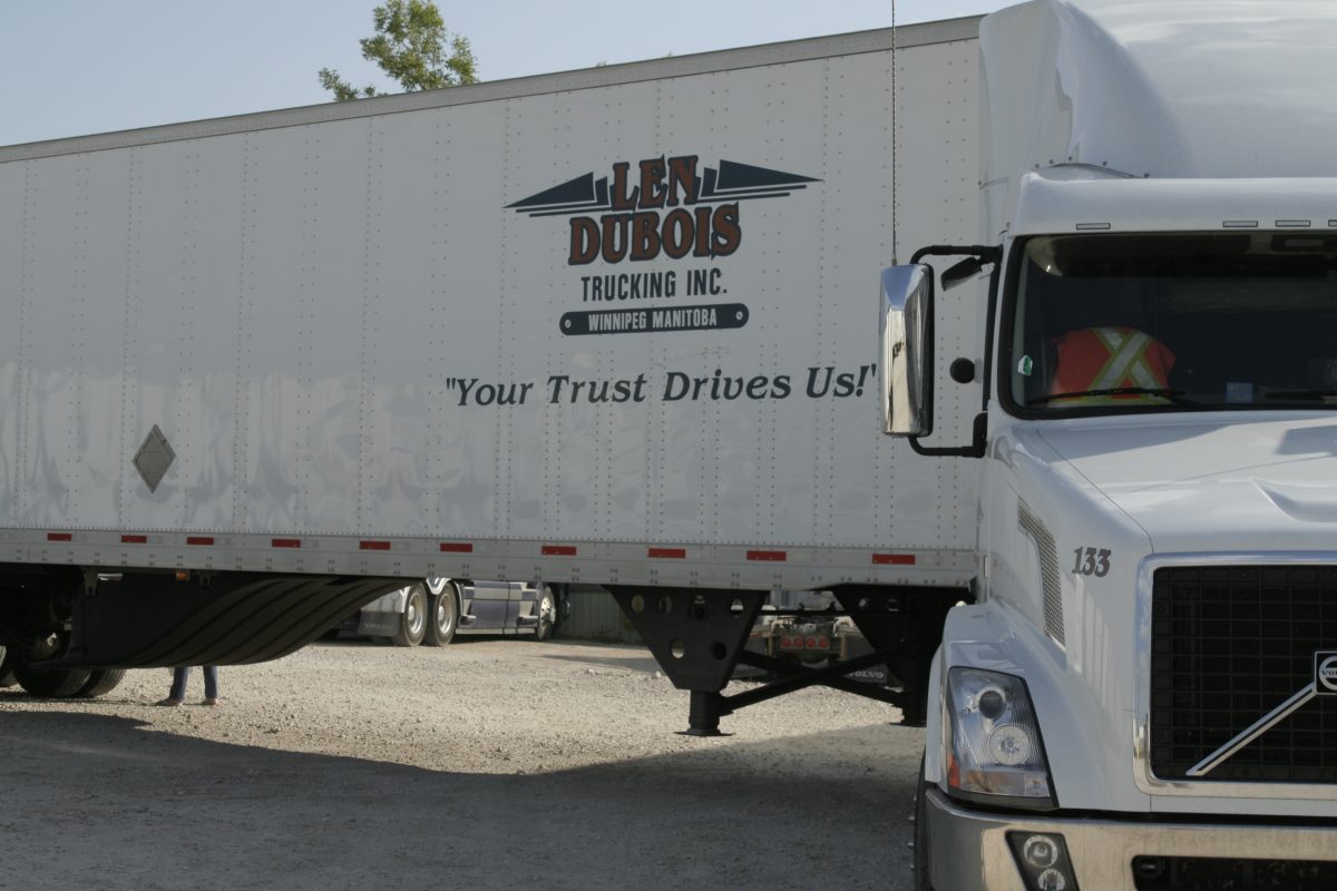 Join The Len Dubois Trucking Team - Len Dubois Trucking